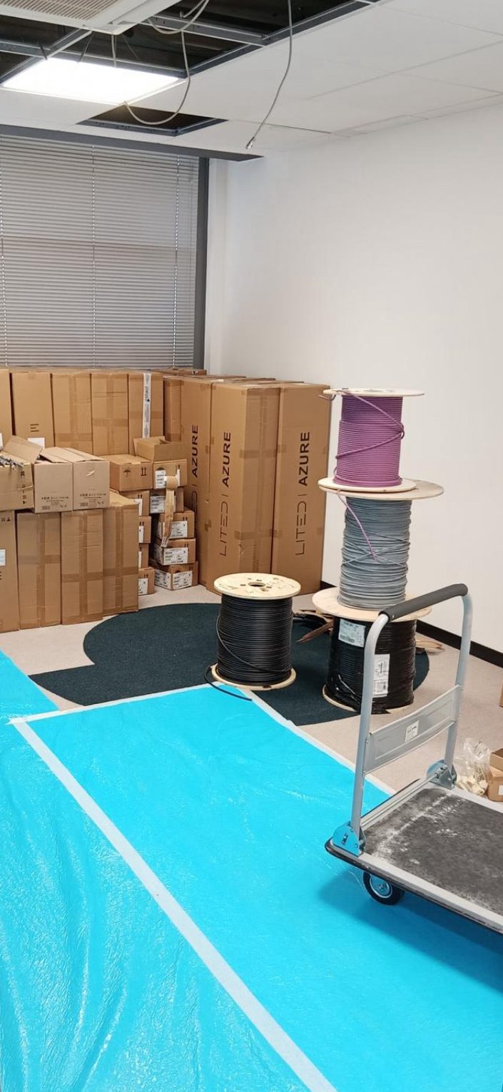 Protection des sols dans un local avant chantier