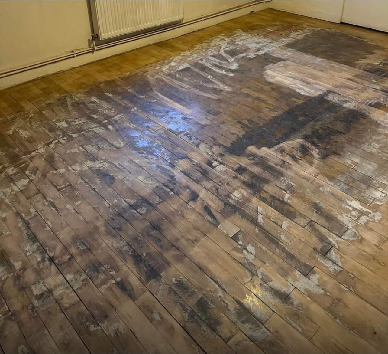 Parquet en cours de ponçage